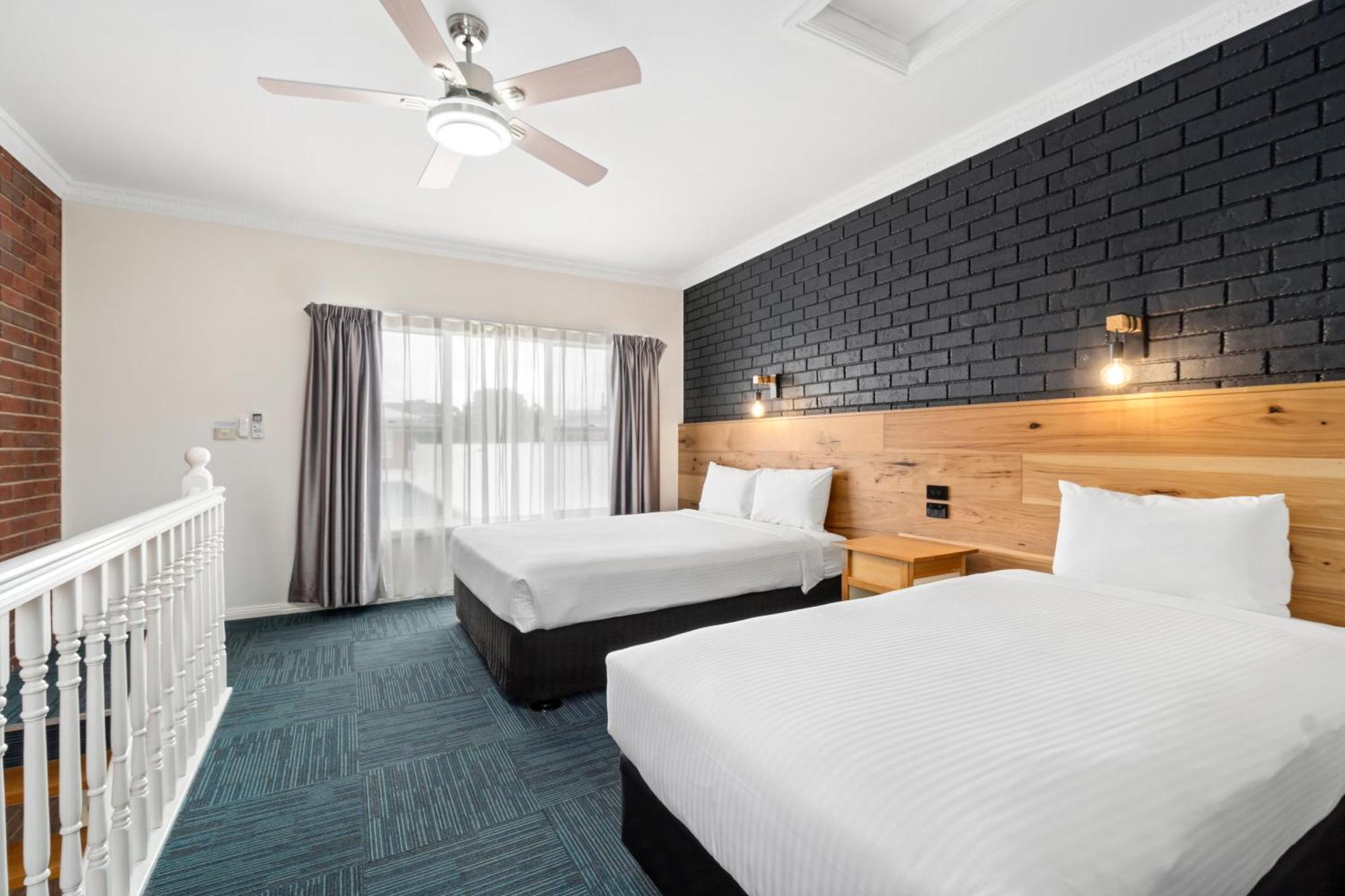 The International Motel אפולו ביי מראה חיצוני תמונה